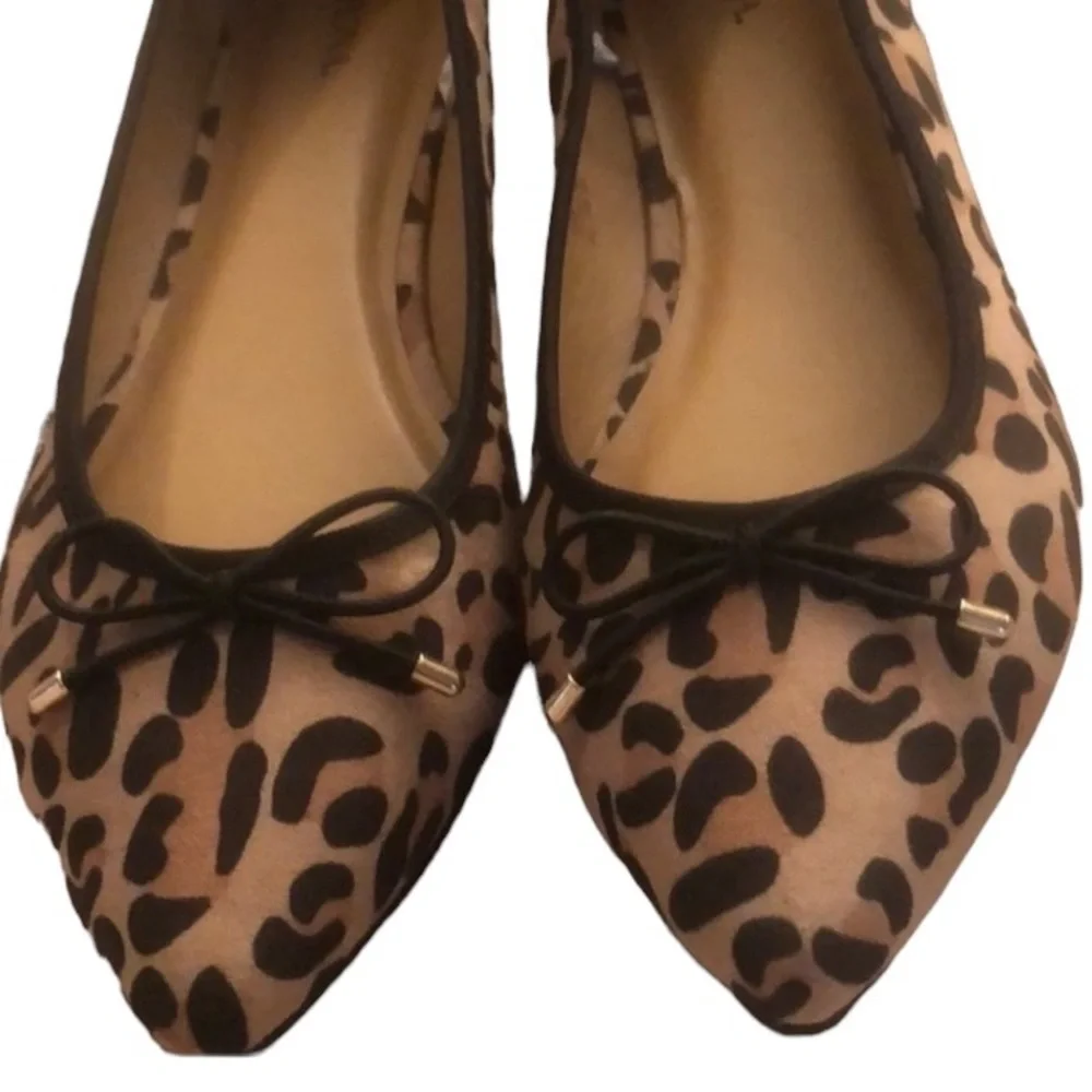 Merona size 10 leopard print flats faux suede bow detail like new true to size